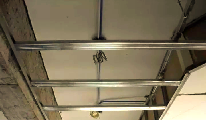 安裝吊頂前必知:施工步驟與注意事項詳解